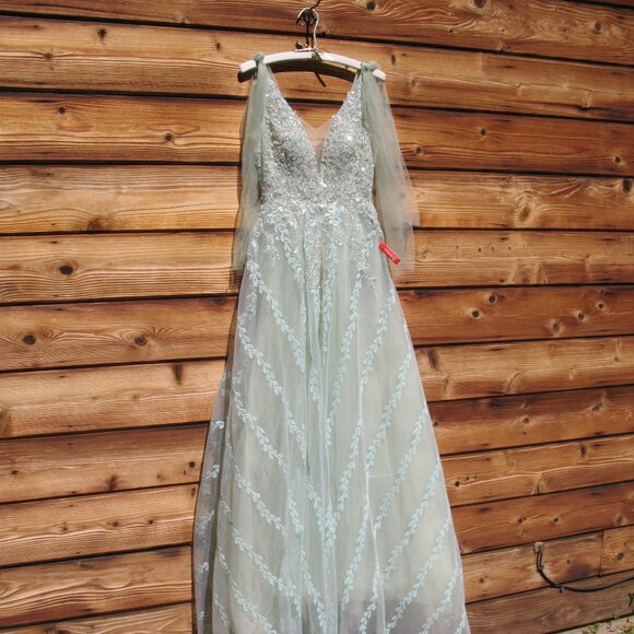 Mac Duggal 20313 Embellished Lined Mesh Gown Sleeveless Sage Green 0 NWT - Picture 6 of 14